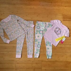 NWT Girls Size 4T Floral 4 piece Pajamas Set Pjs